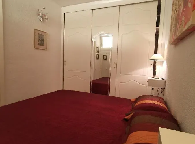 531 Paraiso Apartment